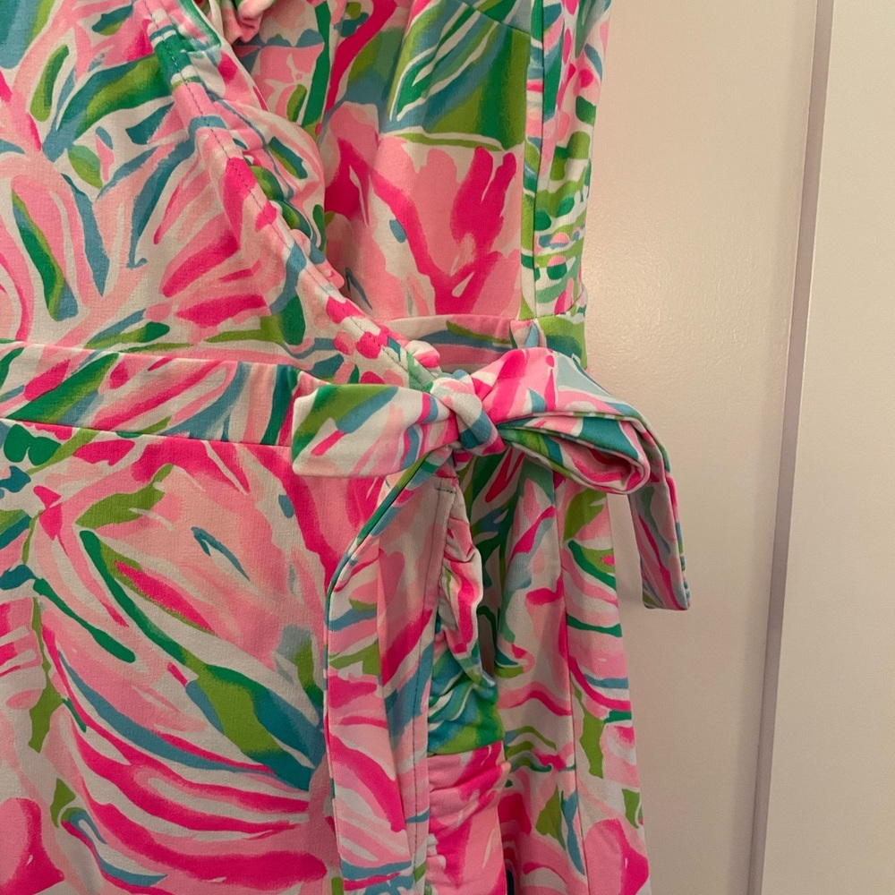 NWT Romee Wrap Dress Large - Picture 2 of 5
